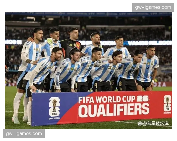 帕雷德斯与恩佐锁定中场首发，阿根廷轮换阵容深度经受伤病考验